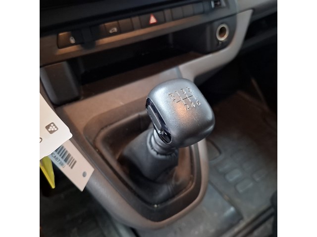 Bedrijfsauto, peugeot, expert - afbeelding 25 van  55