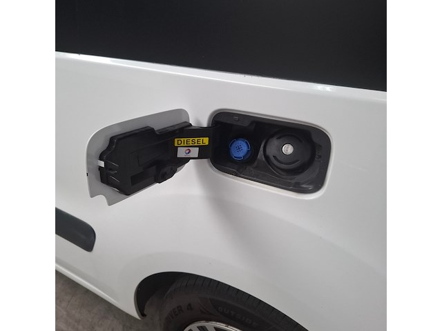 Bedrijfsauto, peugeot, partner, 120 1.6 bluehdi 100 l1 première, 2016 - afbeelding 14 van  36