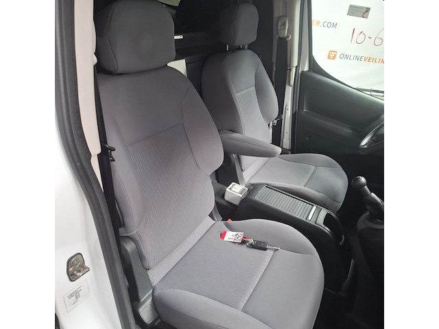 Bedrijfsauto, peugeot, partner, 120 1.6 bluehdi 100 l1 première, 2016 - afbeelding 24 van  36