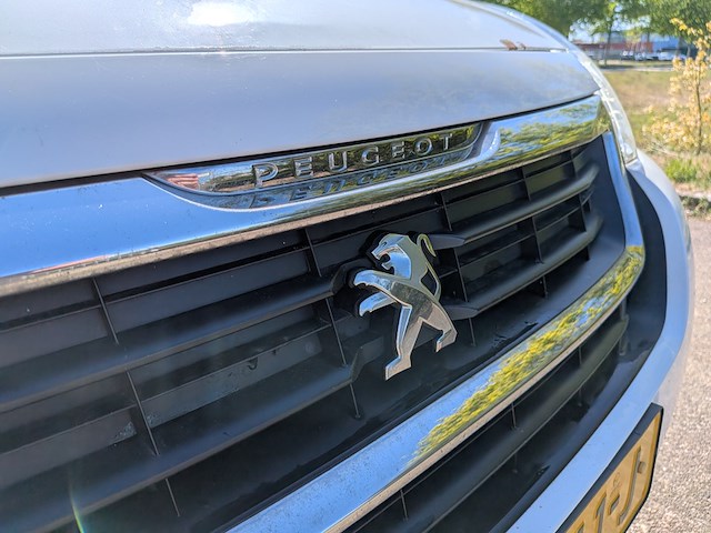Bedrijfsauto, peugeot, partner 120 1.6 bluehdi 100 l1 première s&s, 2015 - afbeelding 18 van  32