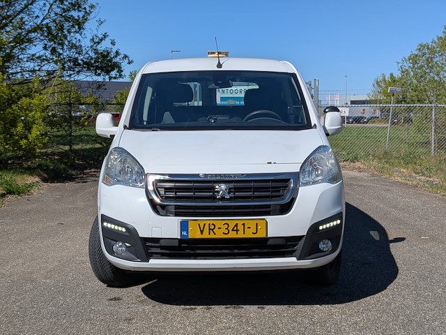 Bedrijfsauto, peugeot, partner 120 1.6 bluehdi 100 l1 première s&s, 2015 - afbeelding 31 van  32