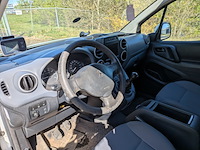 Bedrijfsauto, peugeot, partner 120 1.6 bluehdi 100 l1 première s&s, 2015 - afbeelding 32 van  32