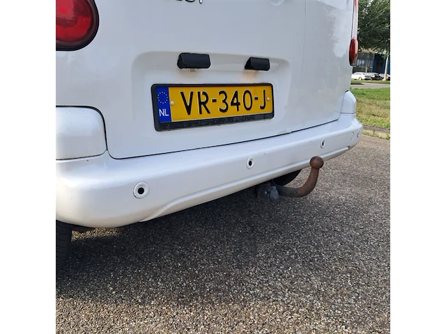 Bedrijfsauto, peugeot, partner 120 1.6 bluehdi 100 l1 première s&s, 2015 - afbeelding 9 van  57