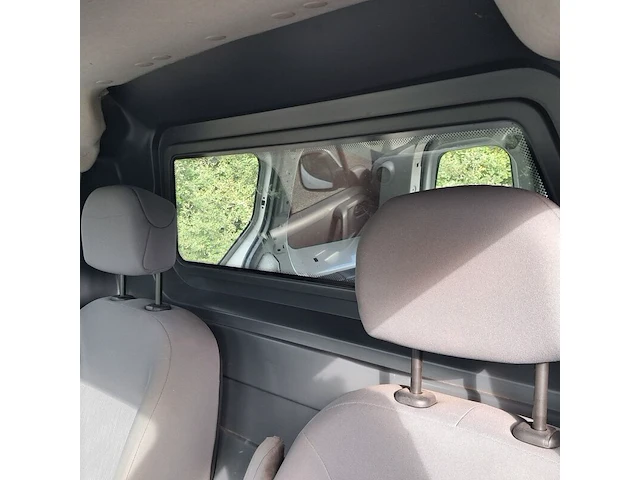 Bedrijfsauto, peugeot, partner 120 1.6 bluehdi 100 l1 première s&s, 2015 - afbeelding 33 van  57