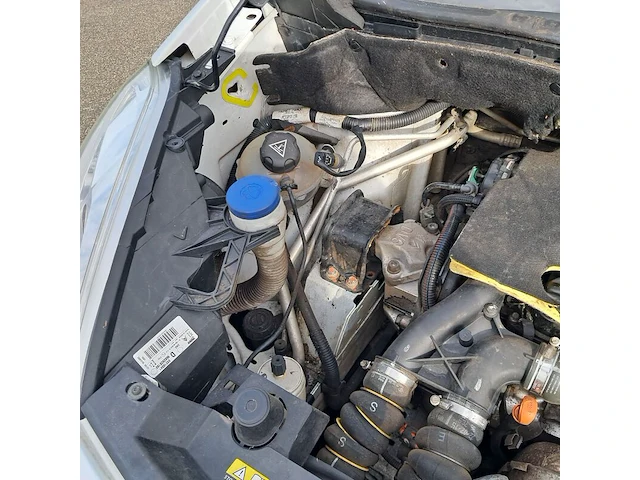 Bedrijfsauto, peugeot, partner 120 1.6 bluehdi 100 l1 première s&s, 2015 - afbeelding 51 van  57