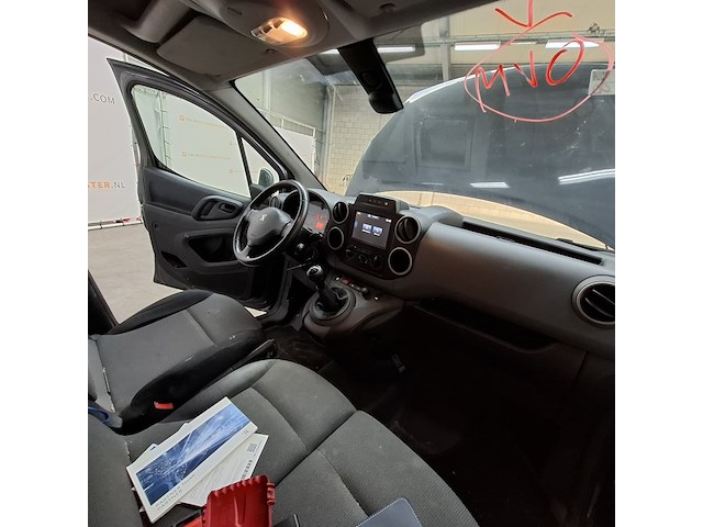 Bedrijfsauto, peugeot, partner, 120 1.6 bluehdi 75 l1 premium pack, 2018 - afbeelding 26 van  45