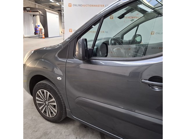 Bedrijfsauto, peugeot, partner, 120 1.6 bluehdi 75 l1 premium pack, 2018 - afbeelding 44 van  45