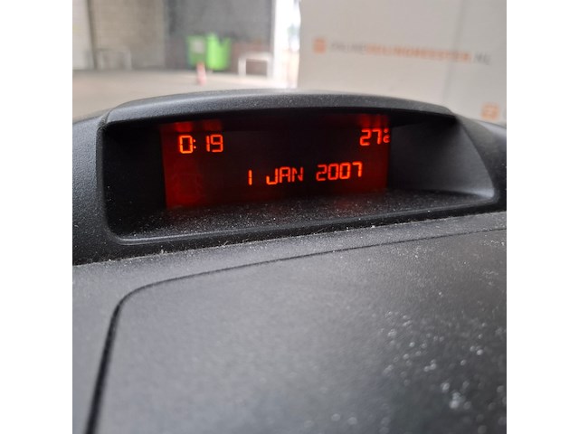Bedrijfsauto, peugeot, partner, 120 1.6 e-hdi l1 xt profit +, 2011 - afbeelding 38 van  69