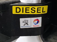 Bedrijfsauto, peugeot, partner, 120 1.6 e-hdi l1 xt profit +, 2012 - afbeelding 54 van  72