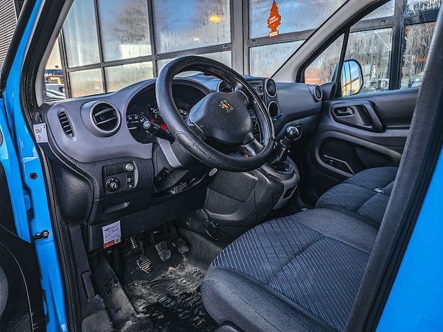 Bedrijfsauto, peugeot, partner 122 1.6 hdi l1 xt profit +, 122 1.6 hdi l1 xt profit +, 2011 - afbeelding 17 van  28