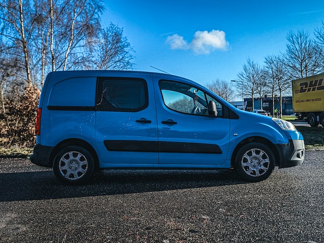 Bedrijfsauto, peugeot, partner 122 1.6 hdi l1 xt profit +, 122 1.6 hdi l1 xt profit +, 2011 - afbeelding 25 van  28