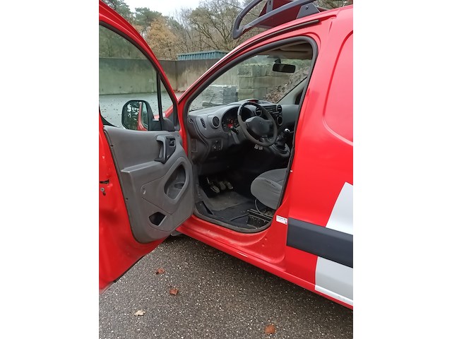 Bedrijfsauto peugeot, partner 1.6 hdi, bouwjaar 2009 - afbeelding 9 van  36