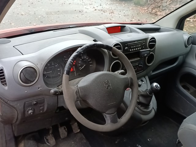 Bedrijfsauto peugeot, partner 1.6 hdi, bouwjaar 2009 - afbeelding 11 van  36