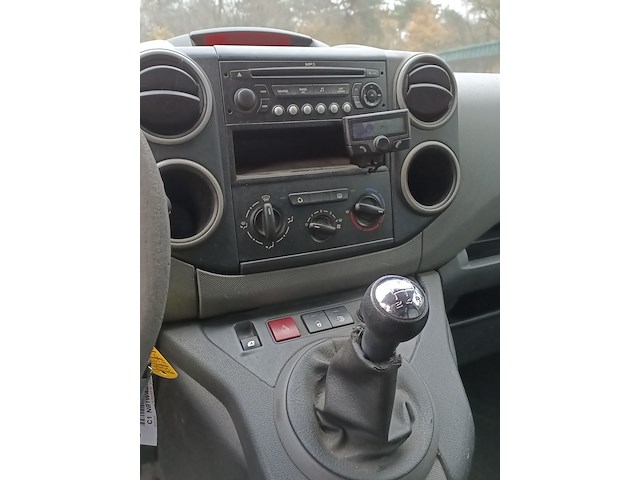 Bedrijfsauto peugeot, partner 1.6 hdi, bouwjaar 2009 - afbeelding 15 van  36