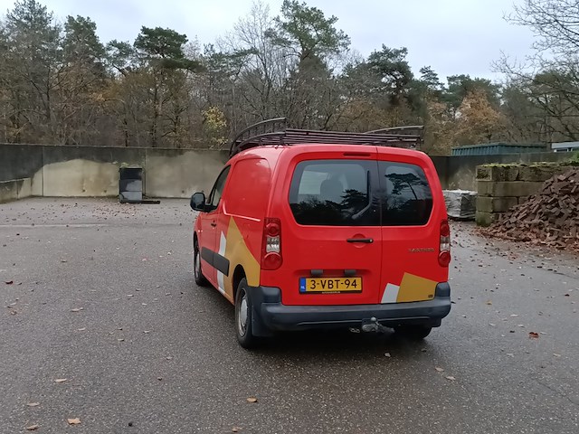 Bedrijfsauto peugeot, partner 1.6 hdi, bouwjaar 2009 - afbeelding 34 van  36