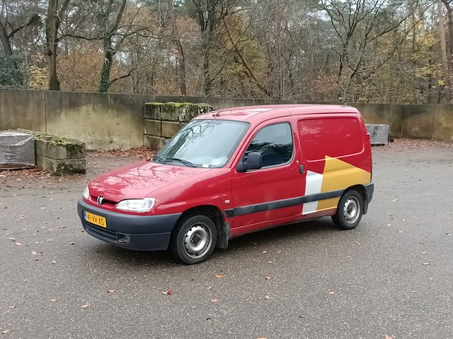 Bedrijfsauto peugeot, partner 1.9x, bouwjaar 2001 - afbeelding 1 van  40