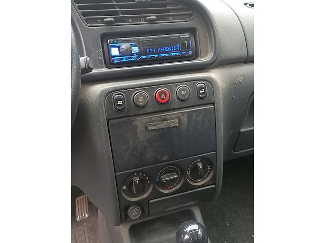 Bedrijfsauto peugeot, partner 1.9x, bouwjaar 2001 - afbeelding 16 van  40