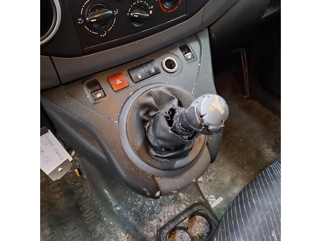 Bedrijfsauto, peugeot, partner, 2009 - afbeelding 27 van  57