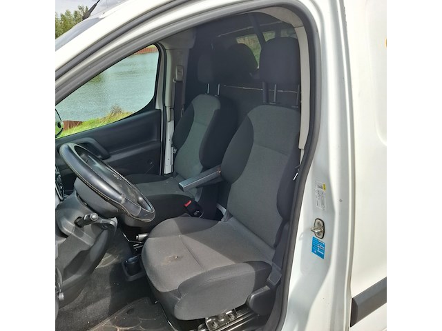 Bedrijfsauto, peugeot, partner, 2018 - afbeelding 33 van  33