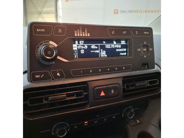 Bedrijfsauto, peugeot, partner, 2019 - afbeelding 38 van  73