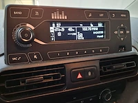Bedrijfsauto, peugeot, partner, 2019 - afbeelding 38 van  73