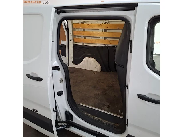 Bedrijfsauto, peugeot, partner, 2019 - afbeelding 44 van  73