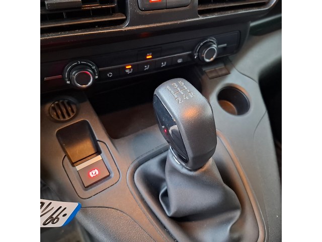Bedrijfsauto, peugeot, partner, 2020 - afbeelding 27 van  55
