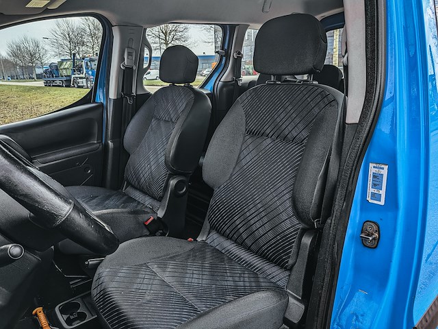 Bedrijfsauto, peugeot, partner tepee 1.6 xr, 2009 - afbeelding 20 van  33