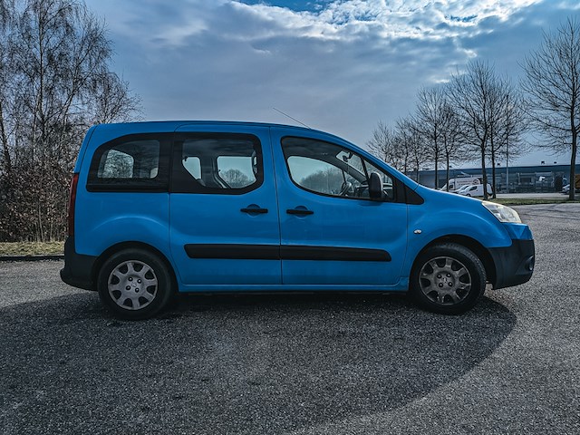 Bedrijfsauto, peugeot, partner tepee 1.6 xr, 2009 - afbeelding 30 van  33