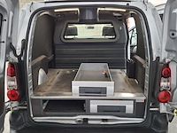 Bedrijfsauto, peugeot, partner - afbeelding 27 van  53