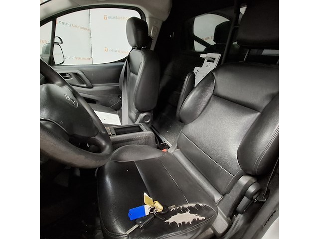 Bedrijfsauto, peugeot, partner - afbeelding 18 van  52