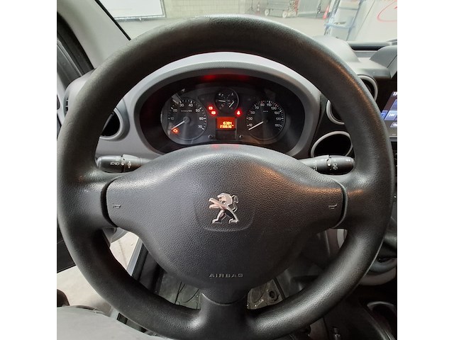 Bedrijfsauto, peugeot, partner - afbeelding 19 van  52