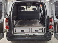 Bedrijfsauto, peugeot, partner - afbeelding 27 van  52