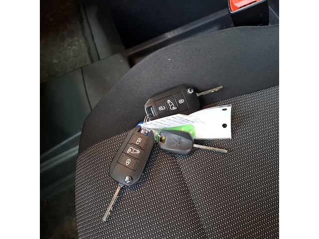 Bedrijfsauto, peugeot, partner - afbeelding 15 van  49