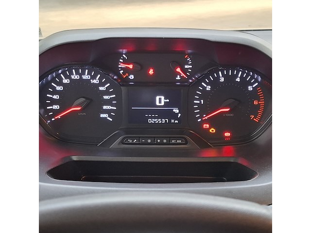 Bedrijfsauto, peugeot, partner - afbeelding 18 van  49