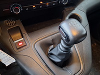 Bedrijfsauto, peugeot, partner - afbeelding 21 van  49