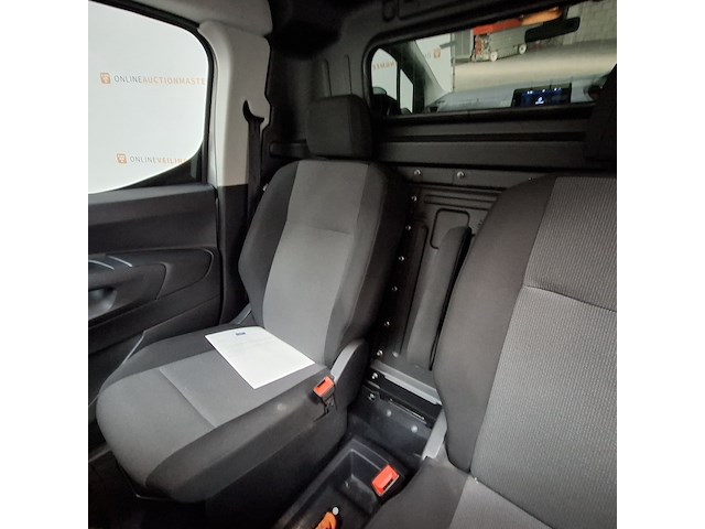 Bedrijfsauto, peugeot, partner - afbeelding 24 van  49