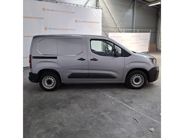 Bedrijfsauto, peugeot, partner - afbeelding 34 van  49
