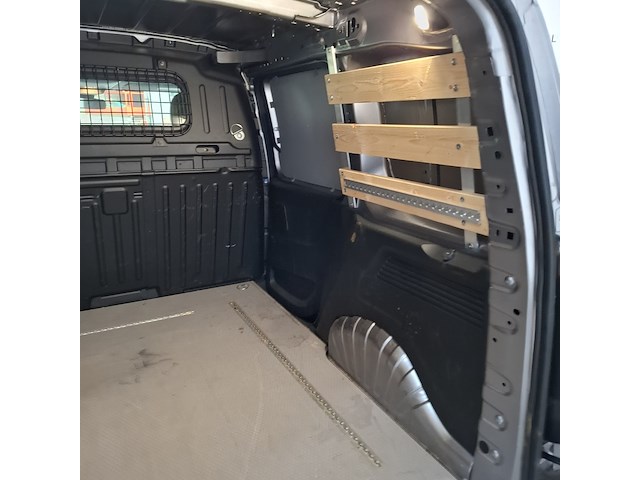 Bedrijfsauto, peugeot, partner - afbeelding 27 van  56