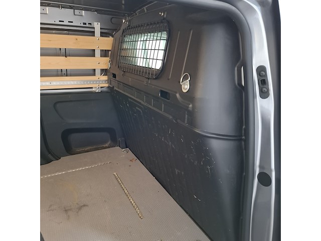 Bedrijfsauto, peugeot, partner - afbeelding 33 van  56