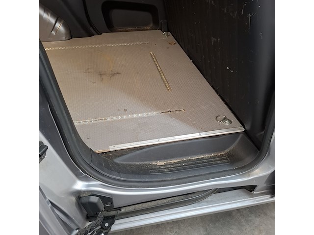 Bedrijfsauto, peugeot, partner - afbeelding 35 van  56