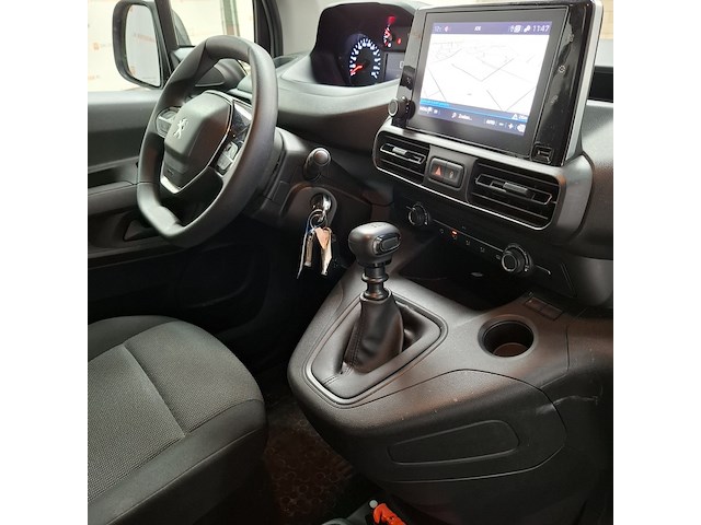 Bedrijfsauto, peugeot, partner - afbeelding 38 van  56