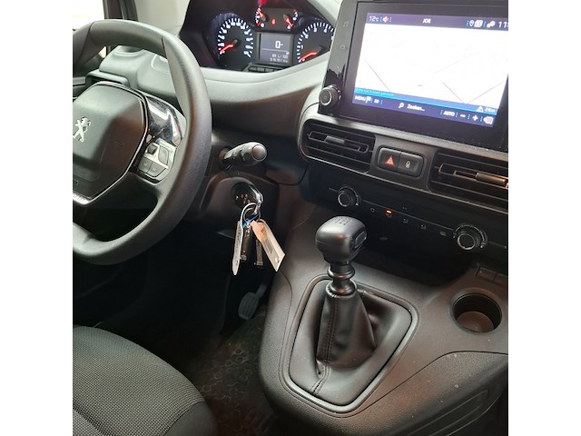 Bedrijfsauto, peugeot, partner - afbeelding 39 van  56