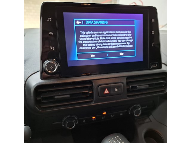 Bedrijfsauto, peugeot, partner - afbeelding 19 van  50