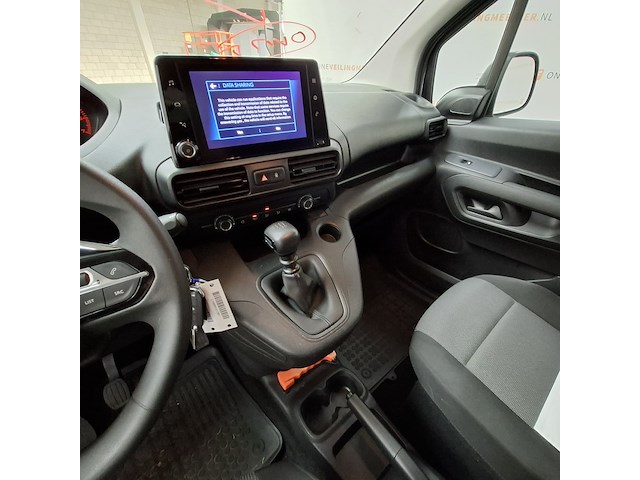 Bedrijfsauto, peugeot, partner - afbeelding 21 van  50