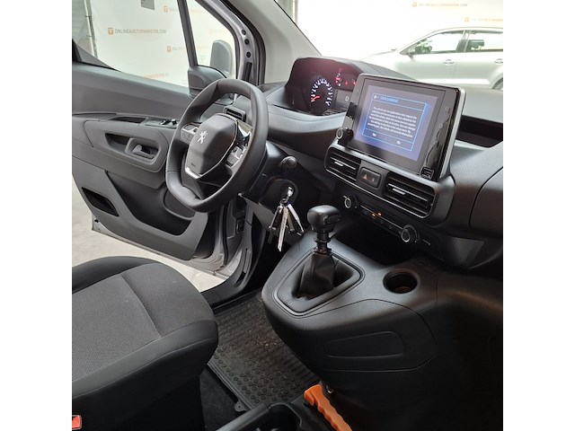 Bedrijfsauto, peugeot, partner - afbeelding 27 van  50