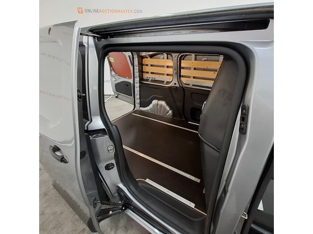 Bedrijfsauto, peugeot, partner - afbeelding 32 van  54