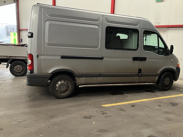 Bedrijfsauto, renault, master t33 2.5dci l2h2, 2004 - afbeelding 2 van  4