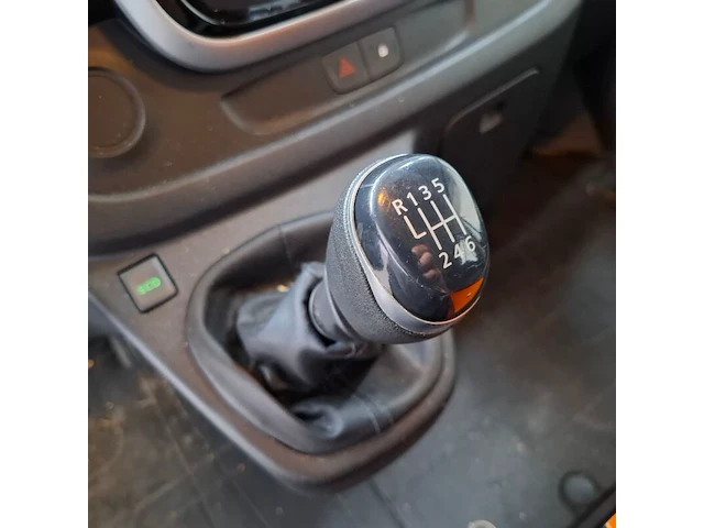 Bedrijfsauto, renault, trafic 2.0 dci, 2020 - afbeelding 40 van  74