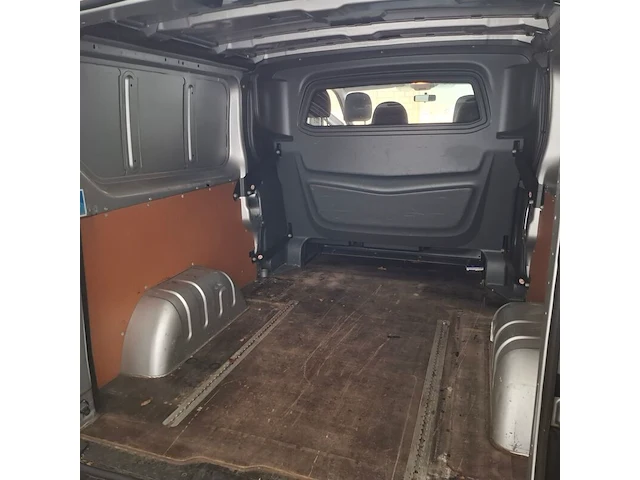 Bedrijfsauto, renault, trafic 2.0 dci, 2020 - afbeelding 44 van  74